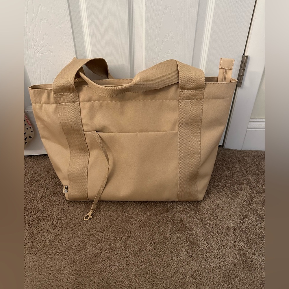BÉIS Tote